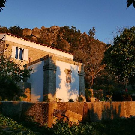 Monsanto - São Pedro de Vir-a-Corça Acomodação com café da manhã Exterior foto